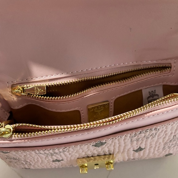 Pink MCM pure blossom cross body - Picture 3 of 5